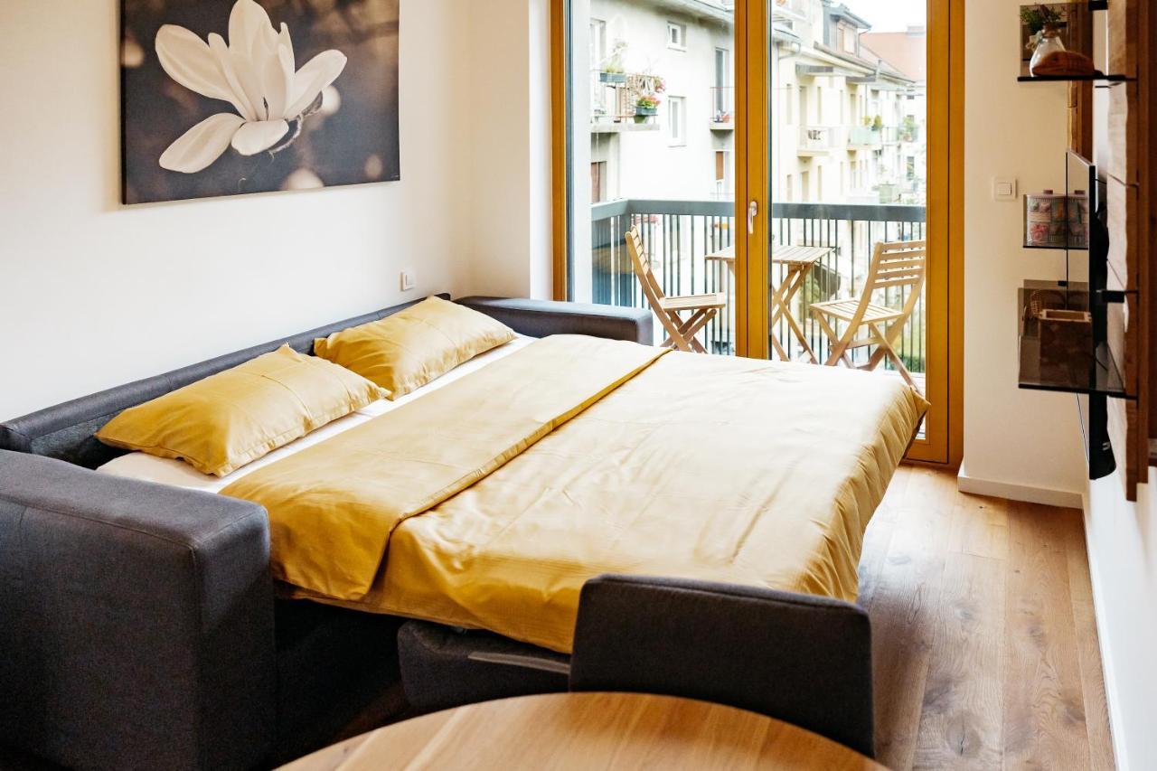 Woody - Comfy Apartment In Siska Ljubljana Buitenkant foto